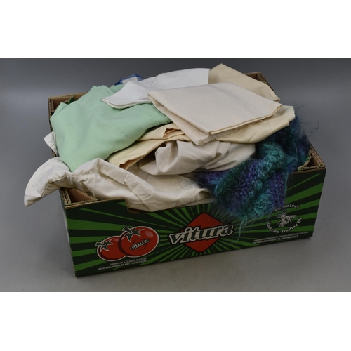 635 - Selection of Various Linen Cloths Including Bed Sheets, Pillow Case And More