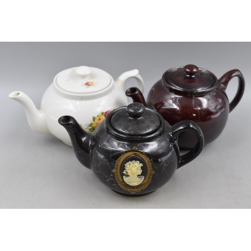 278 - Three Collectable Teapots. Includes Cameo Teapot, Price Kensington, And Other