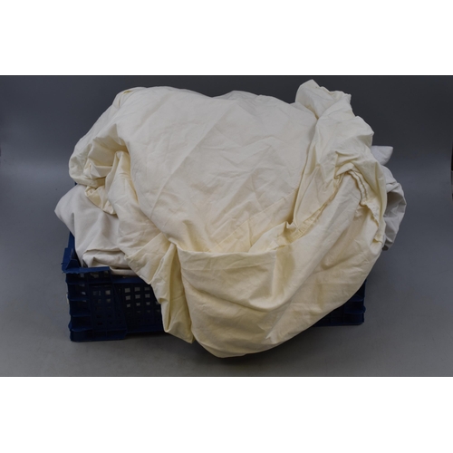 805 - Mixed selection of Linen Cloth Including Bed Sheets, Table Cloth and More