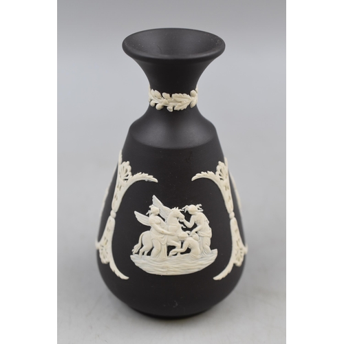 294 - A Wedgwood Black/White Jasperware Aurora and Chariot Bud Vase, Approx 5