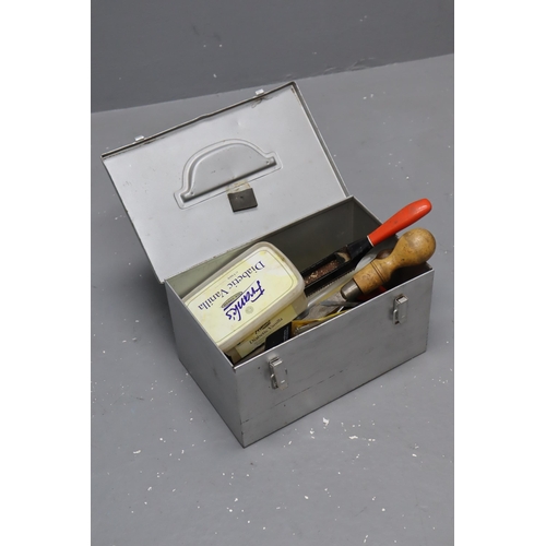 841 - Metal Tool Box complete with contents