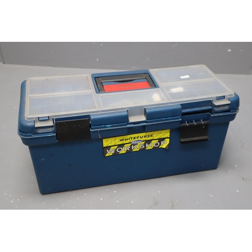 847 - Plastic tool box containing large quantity of hand tools