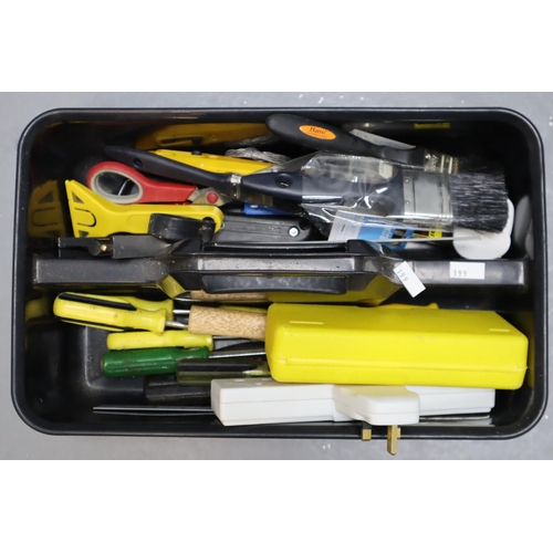 848 - Black plastic tool box and a tool tray containing various hand tools, to include hammers, spanners, ... 