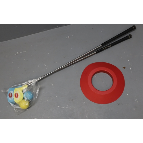 708 - Indoor Golf Set with two Clubs, Balls and Hole