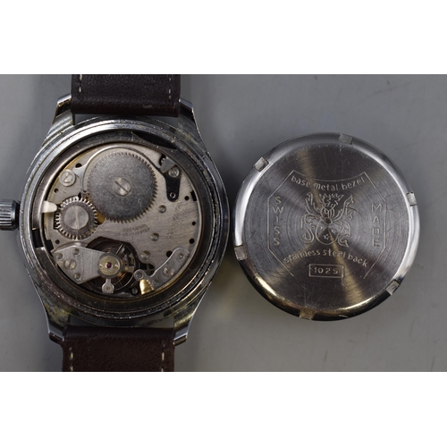 75 - Orion Mechanical Gents Watch with Leather Strap (Working)