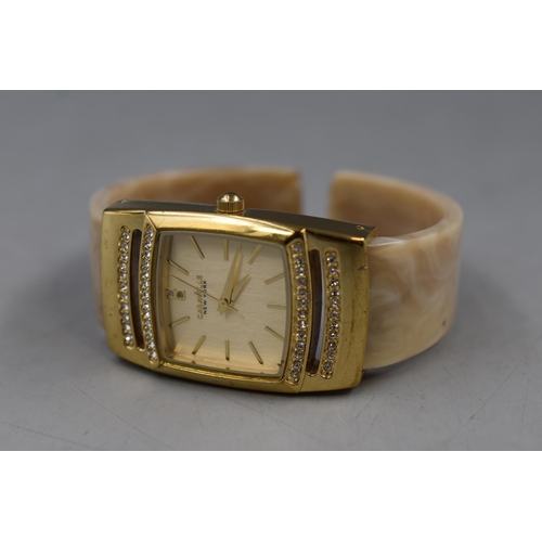 94 - Caravelle of New York by Bulova Bracelet Watch (Working)