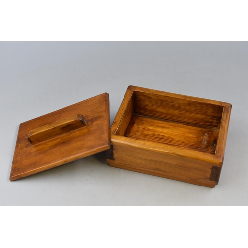 472 - Handmade Wooden Lidded Trinket Box (6