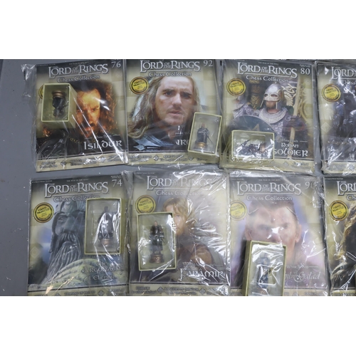 769 - An Eaglemoss Publication The Lord of The Rings The War of The Ring Chess Collection. Includes Magazi... 