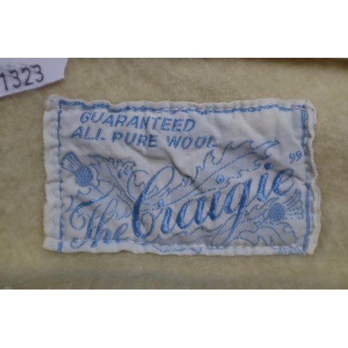 715 - The Craigie Pure Wool Blankets (81