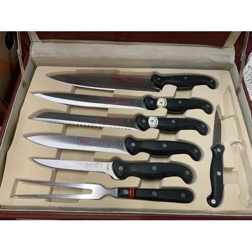 455 - Case Containing a Selection of Steak Knives, Forks, Scissors and a various Selection of Chopping Kni... 