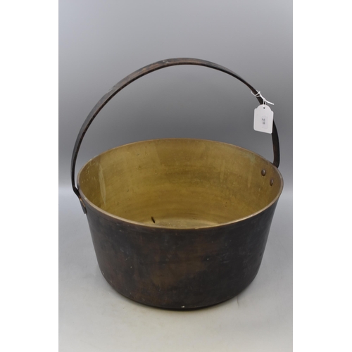 387 - A Heavy Brass Jam Pan, Approx 16.5