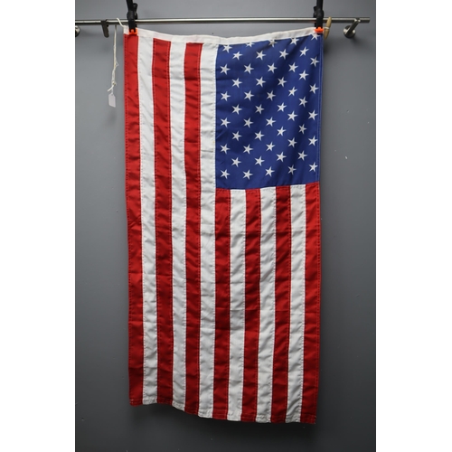 391 - USA Star and Stripes Military Flag (25