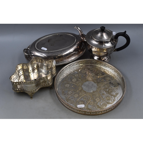 402 - Mixed Selection of Silver Plated Ware to include Tray, Terrine, Tea Pot and more