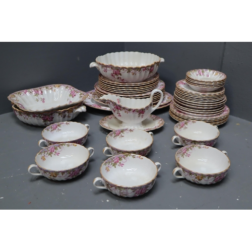 411 - Mide Century Forty Seven Piece Spode Dinner Set in The 