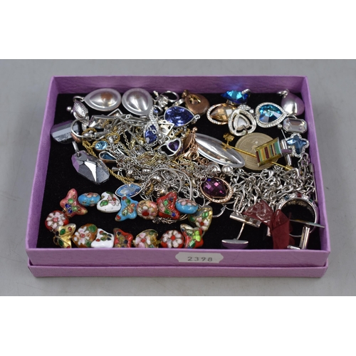 260 - Selection of Mixed Unsorted Jewellery