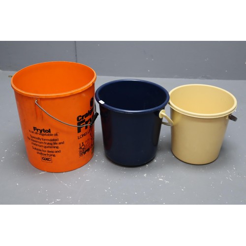 741 - Selection of Multi-Purpose Plastic Buckets with Handles