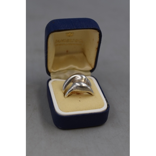 22 - Double Knot Silver 925 Ring in Presentation Box (Size P)