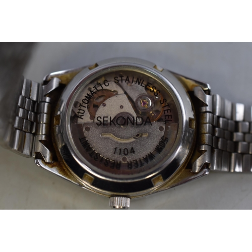 99 - Sekonda 1104 wristwatch Automatic Day Date 50m Water Resistant with Crystal Back, Ticking Away Nicel... 