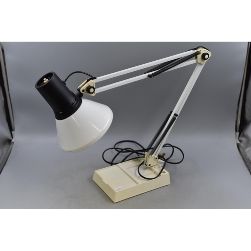 409 - Vintage 1960's Anglepoise Lamp (working)