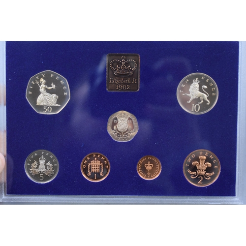 175 - Royal Mint Proof Coinage of Great Britain & Northern Ireland 1982 Coin Set