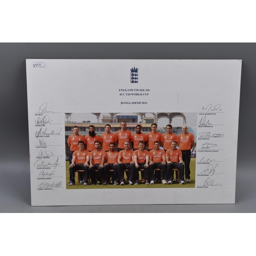 448 - An Autographed England T20 Cricket World Cup Squad Photo, Bangladesh 2014 (16.5