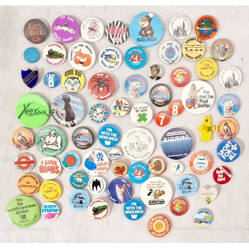 532 - Over 60 vintage Pin Badges includes The Tufty Club, Butlins Beaver Club , enamelled Prefect badge an... 