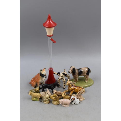 291 - A Selection of Animal Figures To Include Wade Whimsies (One AF), Art Glass Dalmatian, And More