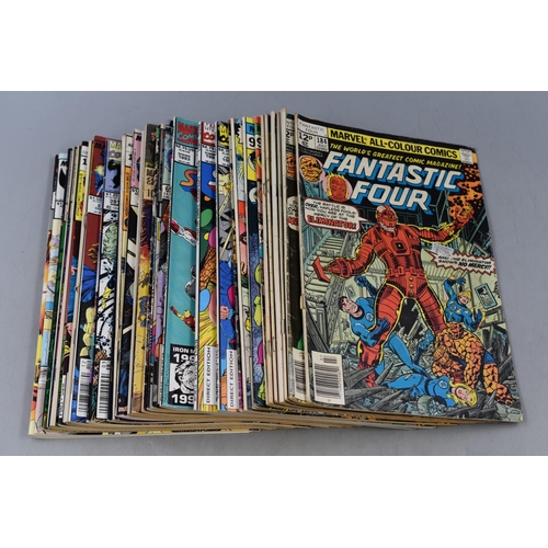 571 - Approx 30 Marvel Collectors Comics, including Fantastic Four, Spiderman, Hulk, Defenders, Super Hero... 