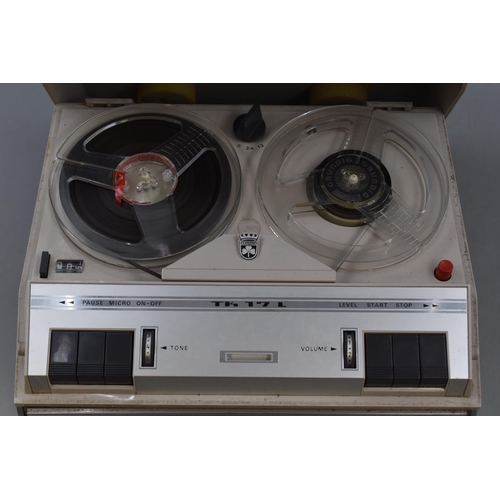 600 - De Luxe Reel To Reel Tape Player / Recorder