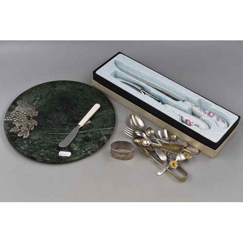 684 - Mixed Selection to include Boxed Spode Carving Set, Marble Cheeseboard and a Selection of Cutlery