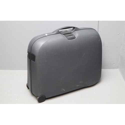 714 - A Mystery Lot In Samsonite Case, No Postage on This Item