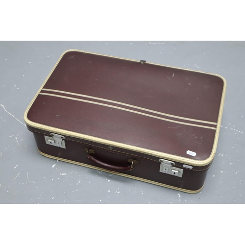 899 - Vintage Cheney Suitcase (22