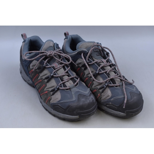 813 - Pair of Hi-Tec Walking Shoes Size 9 Uk