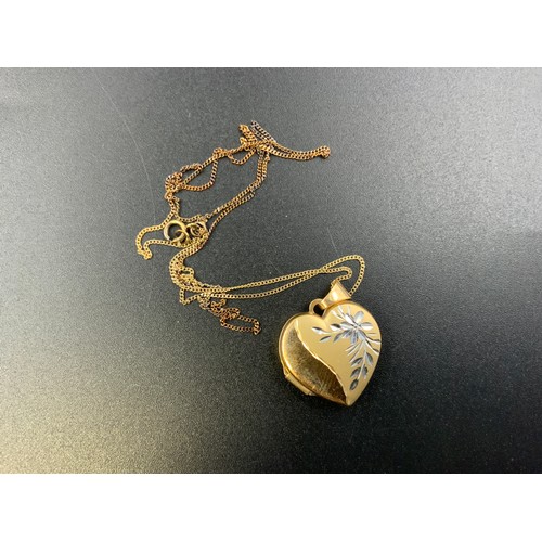 32 - A 9ct Gold Etched Heart Pendant, On 9ct Gold Chain. In Presentation Box, Approx 2.67g