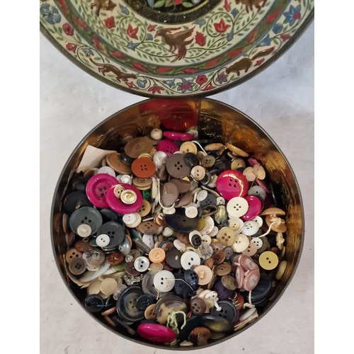 319A - Approx 1.5 Kg of Vintage Buttons includes Military and Guinness ( see pics)