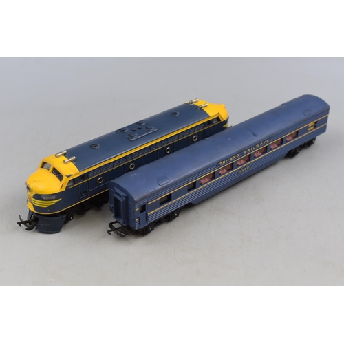 163 - Triang R159/250 Transcontinental Diesel ( DUMMY, NOT MOTORISED ) in Blue/Yellow and Diner Carriage, ... 