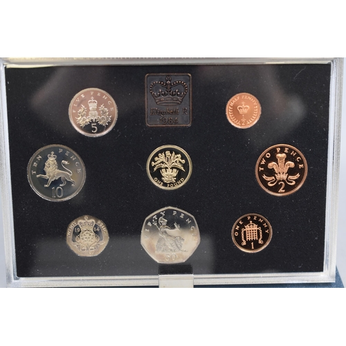 271 - Royal Mint 1984 Proof Coin Set with Certificate