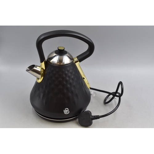 597 - New Swan Gatsby Collection Kettle in Box (untested)