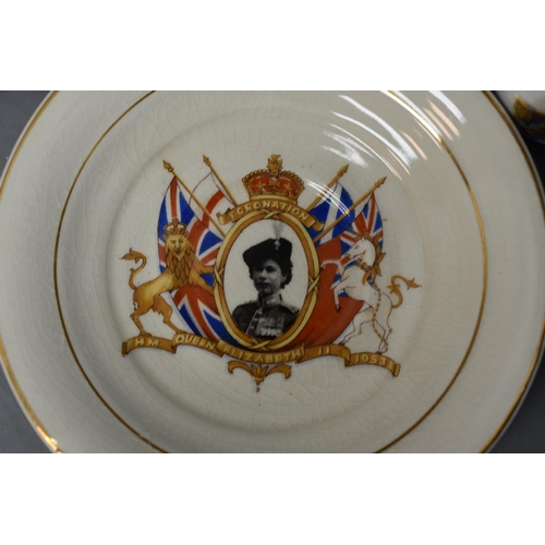 28 - Selection of Royal Commemorative Wear to include Queen Elizabeth Coronation mug, Ash Tray, Plates an... 