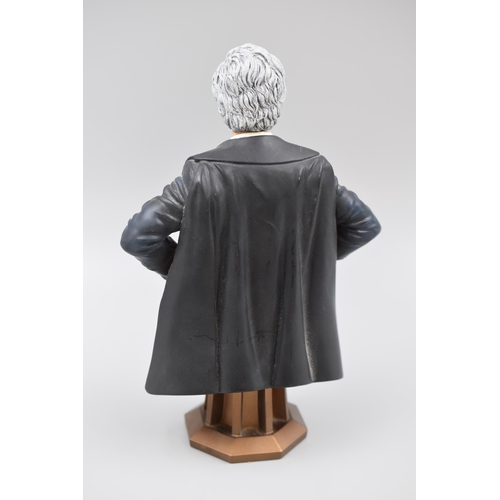 115 - Doctor Who: Discontinued, Titan Masterpiece Collection Maxi Bust: 3rd Doctor ( Jon Pertwee ) approx ... 