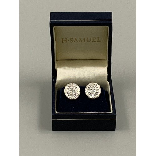 3A - Pair of Silver 925 Earrings Complete with Presentation Box 