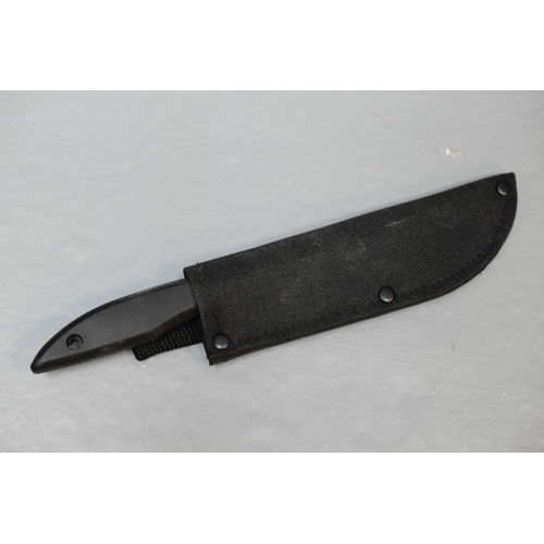 27C - Canadian Hunting Knife in Sheath