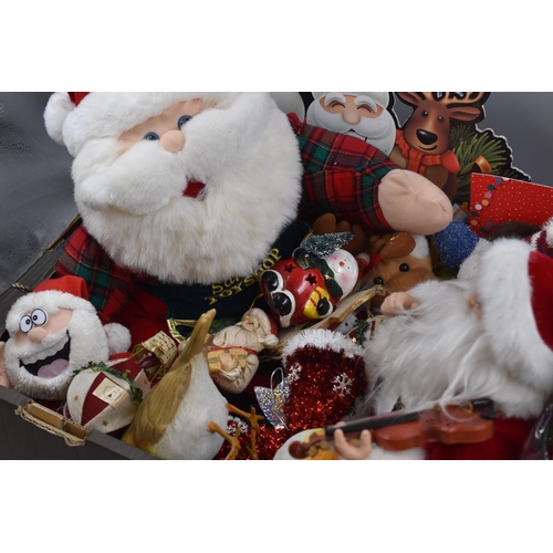 842 - Mixed Selection of Christmas Decorations