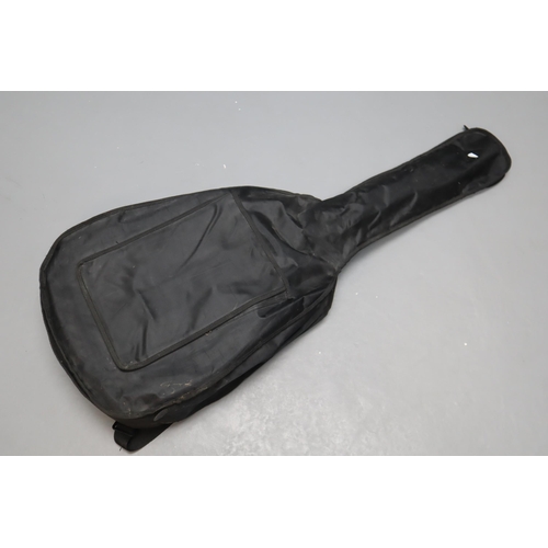 607 - Hohner 3/4 Classical Acoustic Guitar with Storage Bag