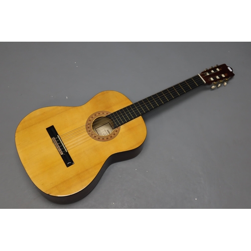 607 - Hohner 3/4 Classical Acoustic Guitar with Storage Bag