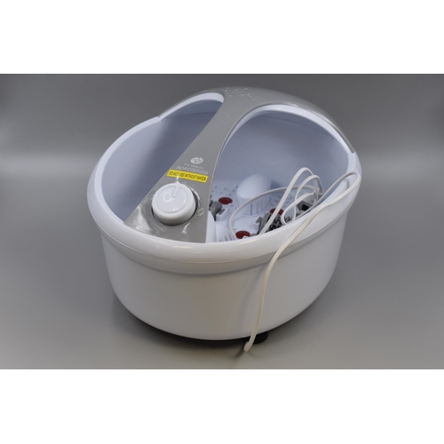 612 - Deluxe Foot Spa & Massager (Powers on When Tested)