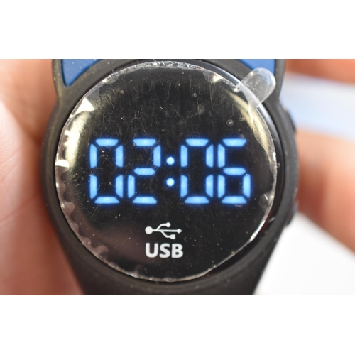 118 - USB pedometer / watch, remove the watch from the strap and plug in to a USB slot to charge, new boxe... 