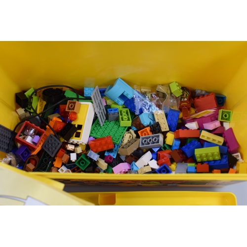 624 - Lego Tub of Lego Classic Building Blocks