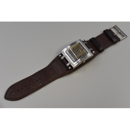 125 - Guess Men's Quartz Watch with Original Leather Strap