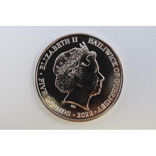 176 - A 2022 Queen Elizabeth Platinum Jubilee Guensey Five Pound Coin